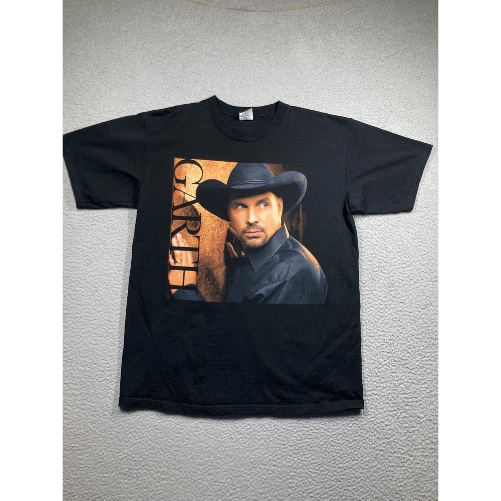 Garth Brooks T Shirt Adult Large Black Ultimate Hits Tour Kansas City '07 LA '08
